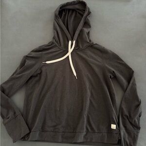 Vuori Women’s Black Hooded Long-Sleeve Shirt medium